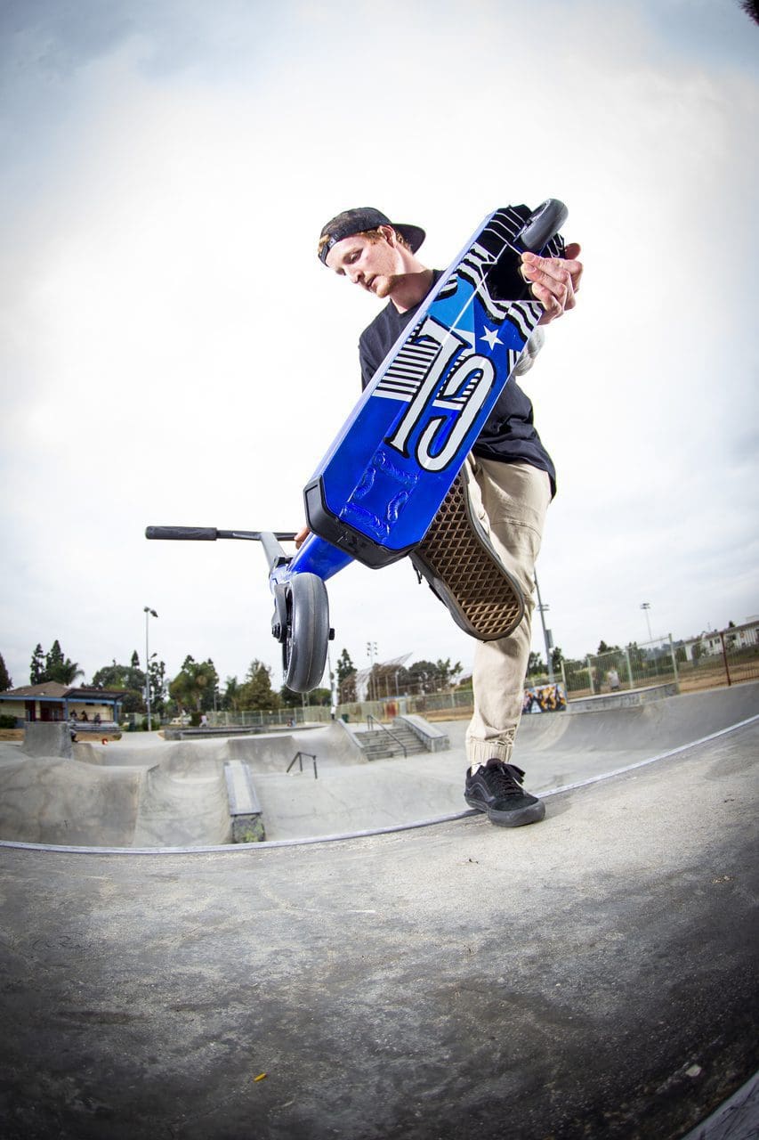 BX5W1202_1__71265-1624035184.jpg CLAYTON INVICTUS COMPLETE